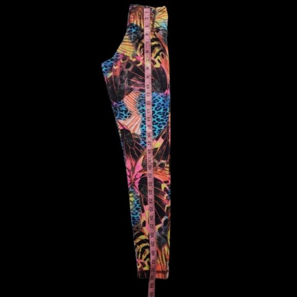 Bro fitwear colorful workout leggings from Brazil - Picture 3 of 5